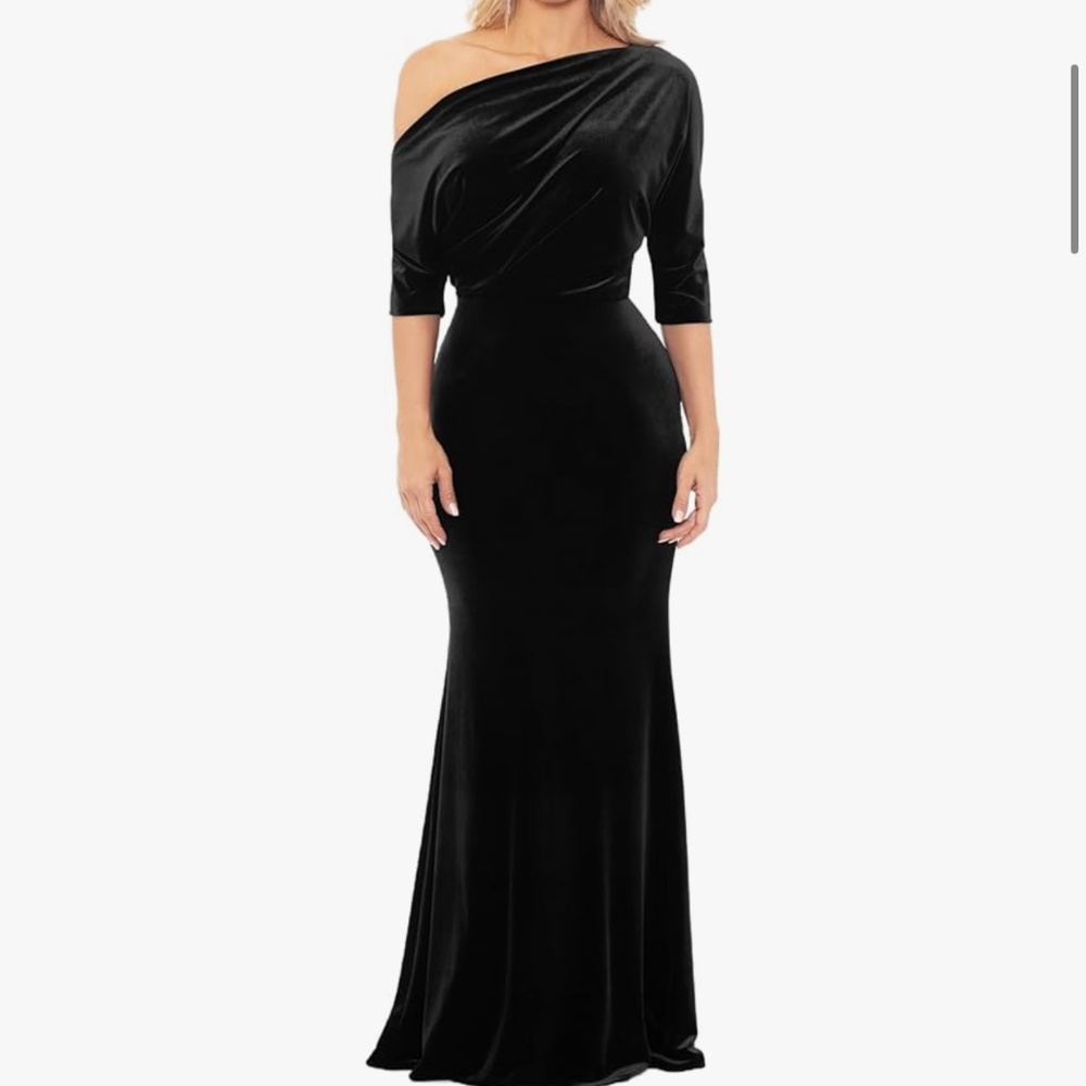 BlackBetsy & Adam Women's Long Stretch Velvet One Off Shoulder Gown size 10